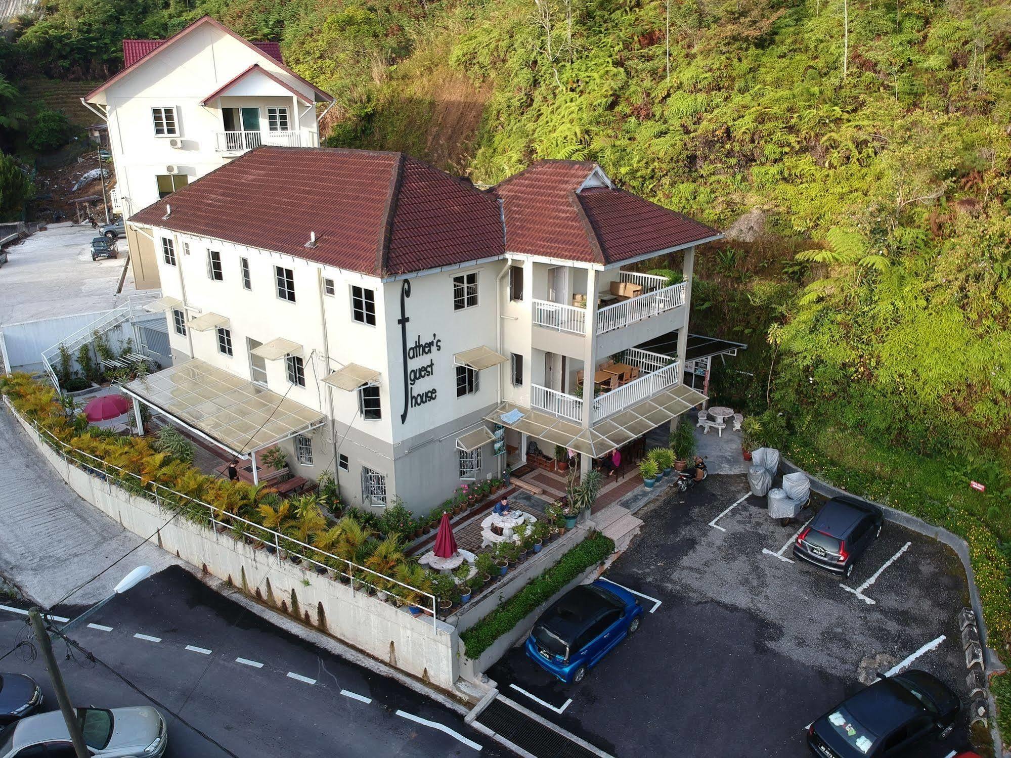 Father S Guest House 丹那拉打 外观 照片